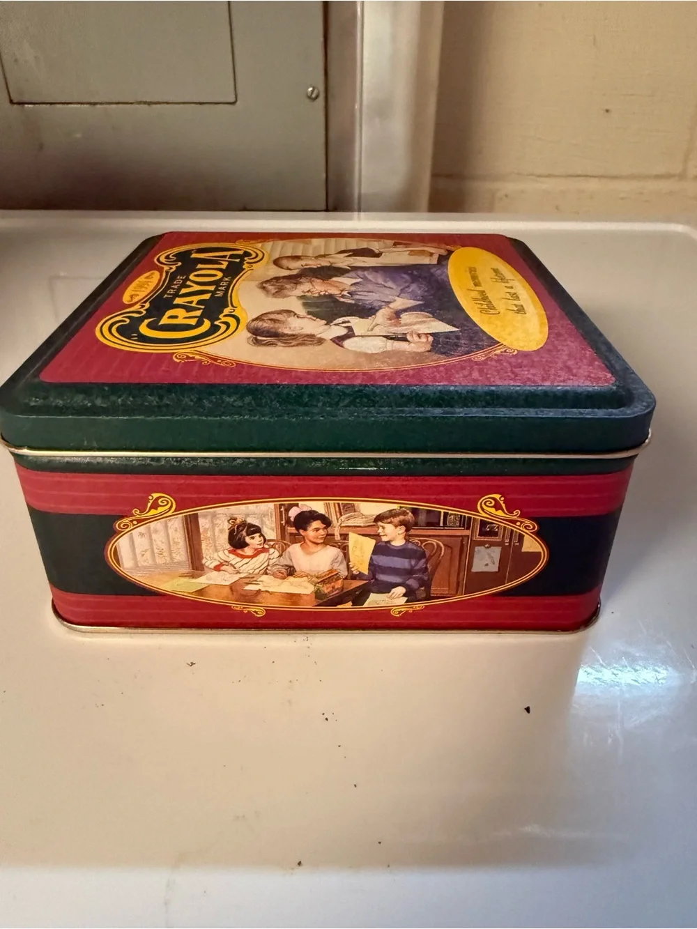 Crayola Vintage Retro Illustration Crayola Tin Including Unopened 64 Crayons
